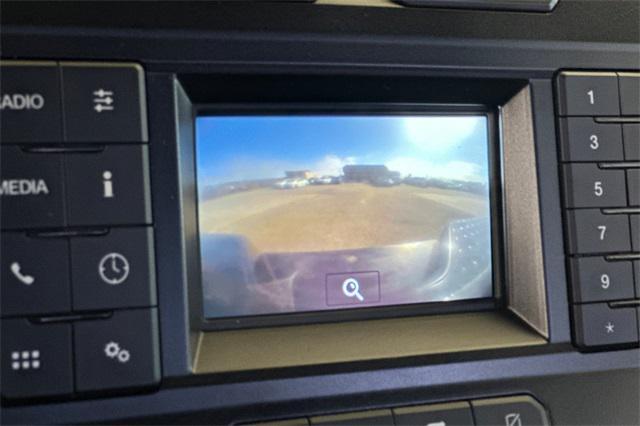 Photo of 2022 Oxford White Ford F-250