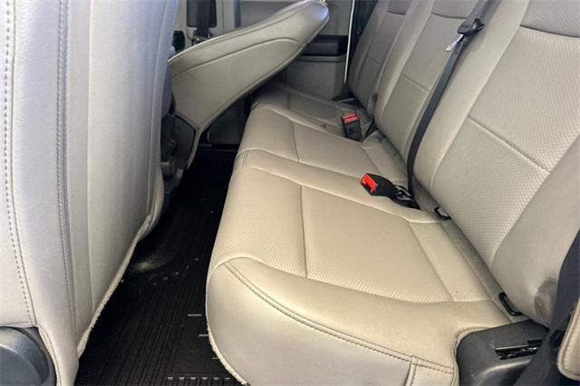 Photo of 2022 Oxford White Ford F-250