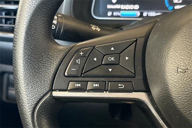 Photo of 2022 Gun Metallic Nissan Leaf