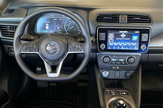 Photo of 2022 Gun Metallic Nissan Leaf