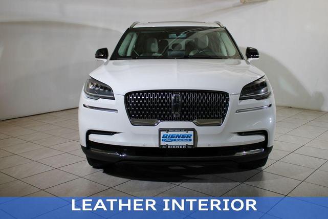 Photo of 2022 White Lincoln Aviator