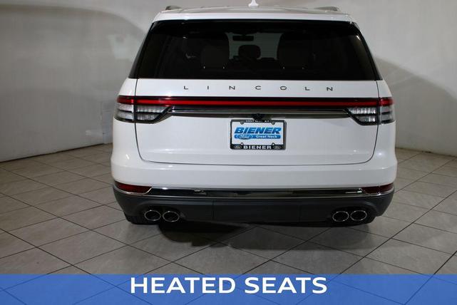 Photo of 2022 White Lincoln Aviator
