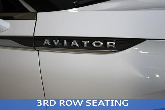 Photo of 2022 White Lincoln Aviator