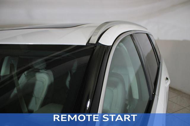 Photo of 2022 White Lincoln Aviator