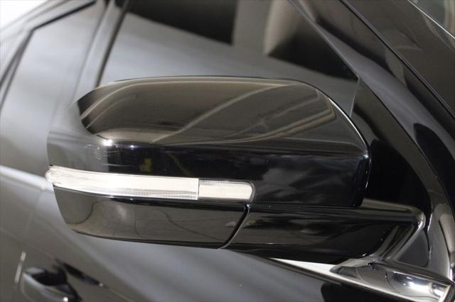 Photo of 2021 Agate Black Metallic Ford Expedition Max