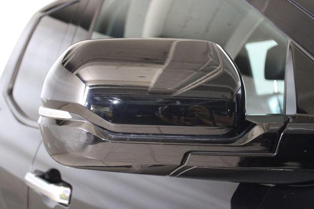Photo of 2022 Black Metallic Toyota Tundra