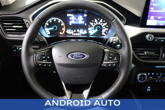 Photo of 2022 Carbonized Gray Metallic Ford Escape