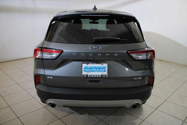 Photo of 2022 Carbonized Gray Metallic Ford Escape