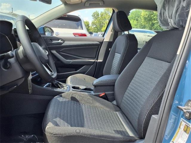 Photo of 2025 Monterey Blue Pearl Volkswagen Jetta