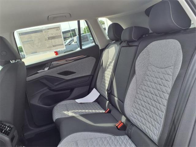 Photo of 2025 Pure White Volkswagen Tiguan