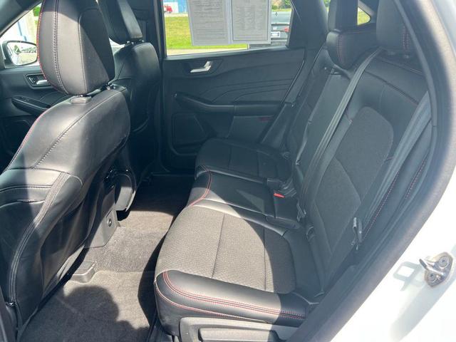 Photo of 2024 White Ford Escape