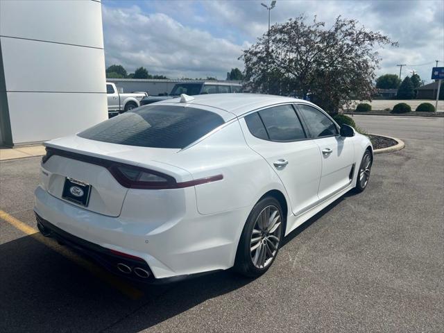 Photo of 2018 White Kia Stinger