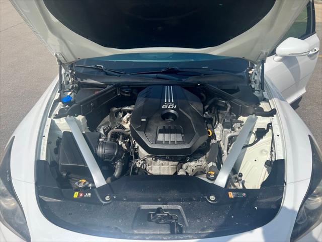 Photo of 2018 White Kia Stinger