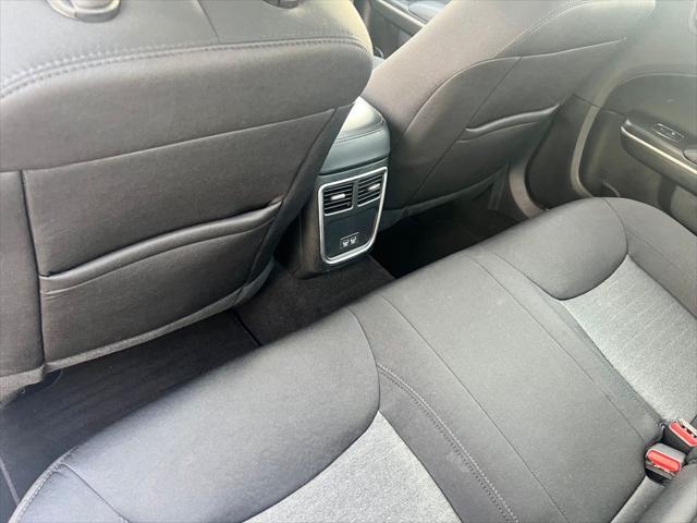 Photo of 2023 Silver Chrysler 300