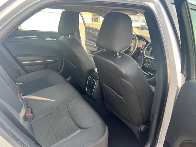 Photo of 2023 Silver Chrysler 300