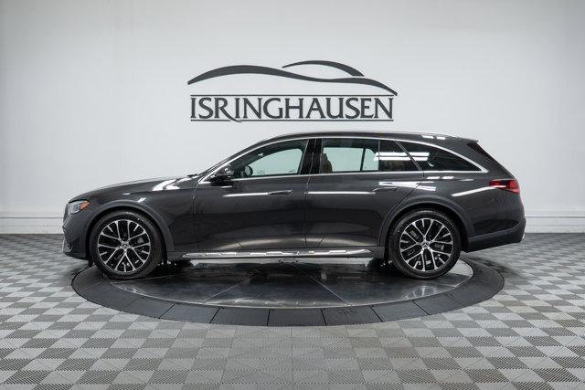 Photo of 2025 Graphite Grey Metallic Mercedes-Benz E-Class