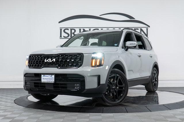 Photo of 2024 Wolf Gray Kia Telluride