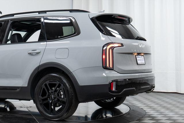 Photo of 2024 Wolf Gray Kia Telluride
