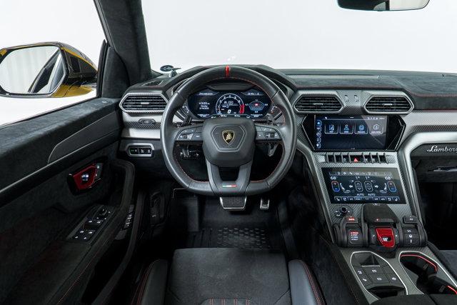 Photo of 2023 Giallo Inti Metallic Lamborghini Urus