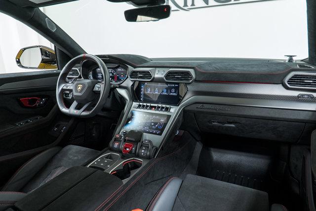Photo of 2023 Giallo Inti Metallic Lamborghini Urus