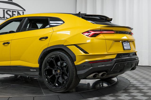 Photo of 2023 Giallo Inti Metallic Lamborghini Urus