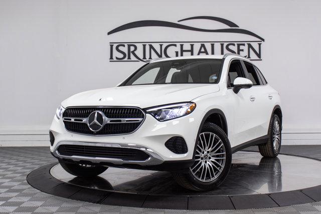 Photo of 2025 Polar White Mercedes-Benz GLC 300
