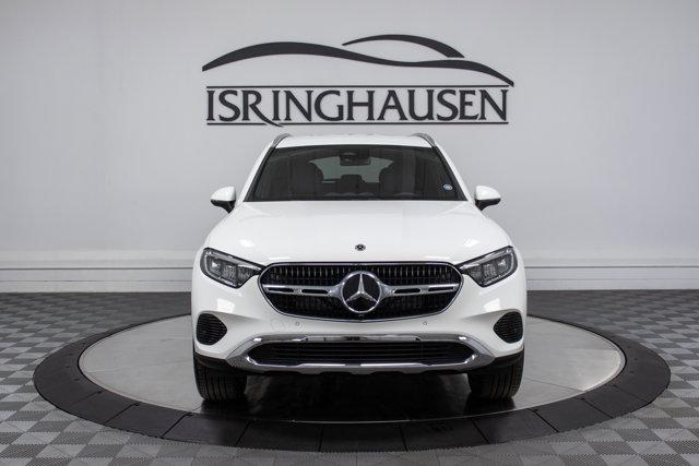 Photo of 2025 Polar White Mercedes-Benz GLC 300