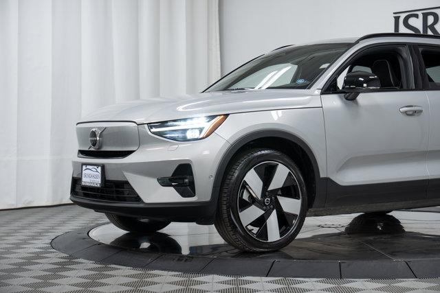 Photo of 2023 Silver Dawn Metallic Volvo XC40 Recharge Pure Electric