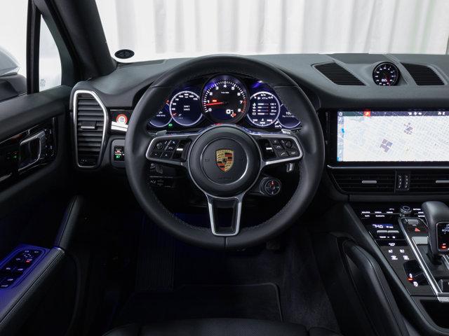 Photo of 2021 White Porsche Cayenne