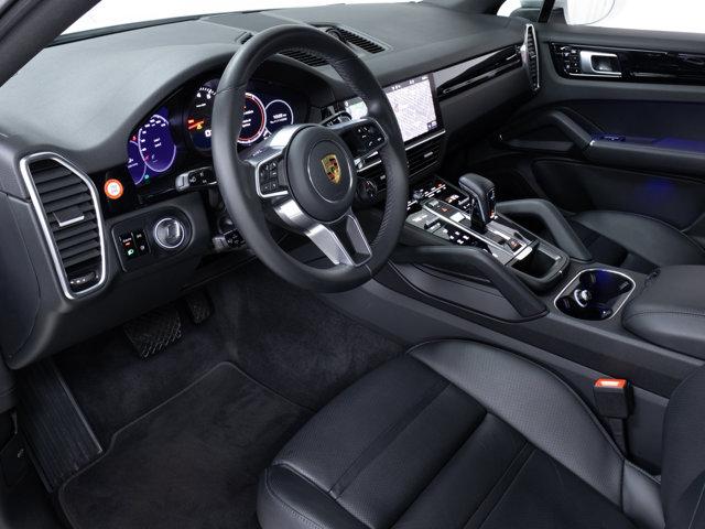 Photo of 2021 White Porsche Cayenne