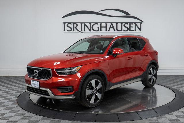 2021 Volvo XC40