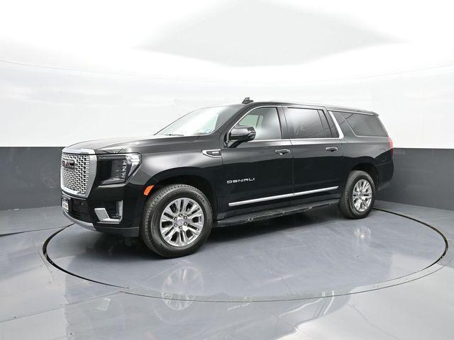 Photo of 2024 Onyx Black GMC Yukon XL