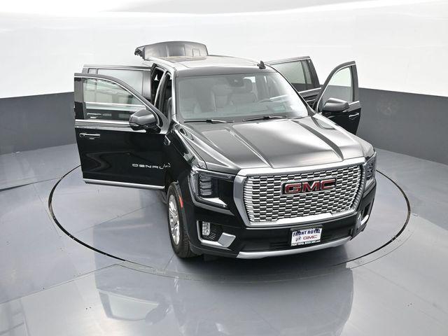 Photo of 2024 Onyx Black GMC Yukon XL