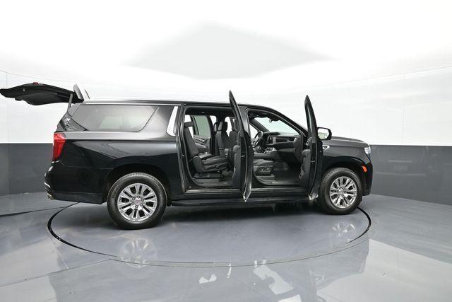 Photo of 2024 Onyx Black GMC Yukon XL