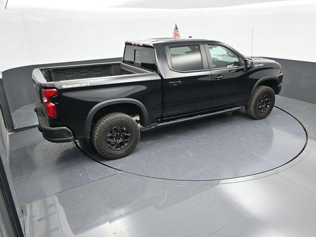 Photo of 2023 Black Chevrolet Silverado 1500