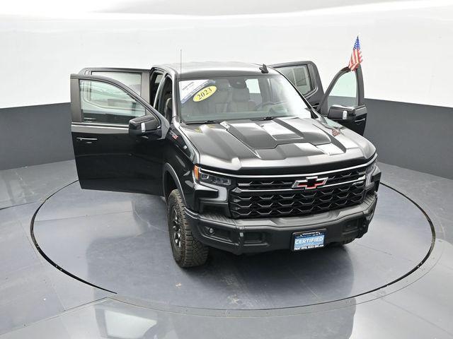 Photo of 2023 Black Chevrolet Silverado 1500