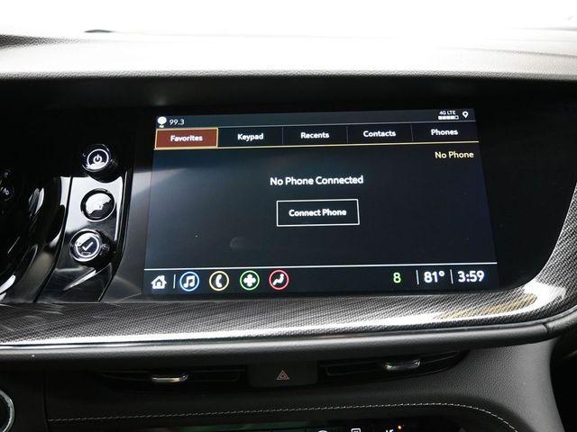 Photo of 2022 Summit White Buick Envision