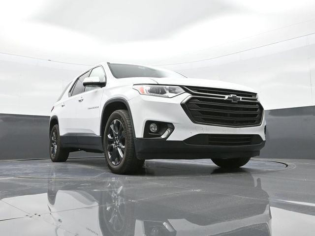 Photo of 2018 Summit White Chevrolet Traverse