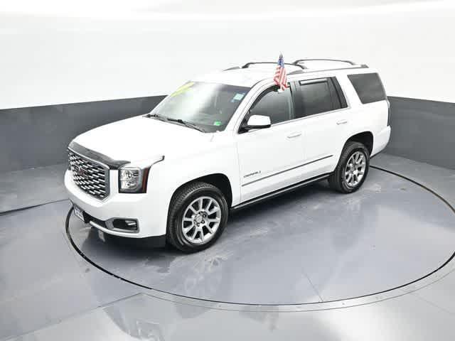 Photo of 2019 Summit White GMC Yukon