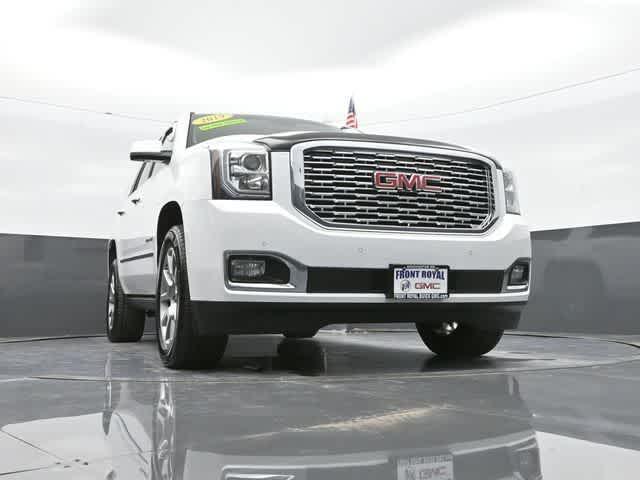 Photo of 2019 Summit White GMC Yukon