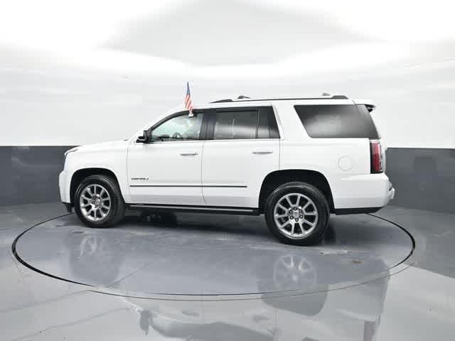 Photo of 2019 Summit White GMC Yukon