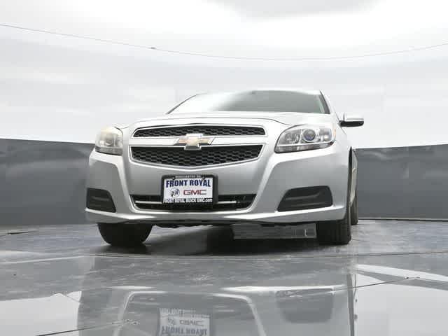 Photo of 2013 Silver Ice Metallic Chevrolet Malibu