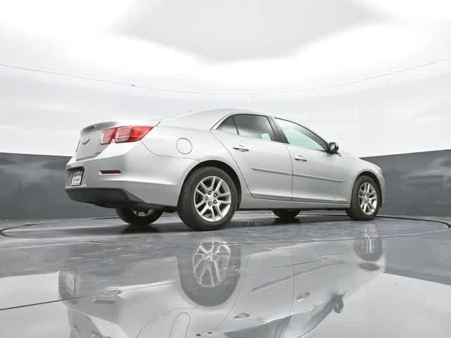 Photo of 2013 Silver Ice Metallic Chevrolet Malibu