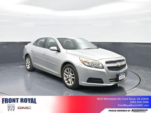 Photo of 2013 Silver Ice Metallic Chevrolet Malibu