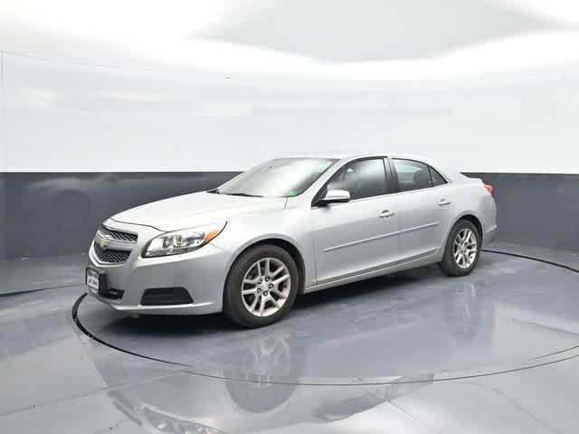 Photo of 2013 Silver Ice Metallic Chevrolet Malibu