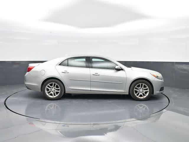 Photo of 2013 Silver Ice Metallic Chevrolet Malibu