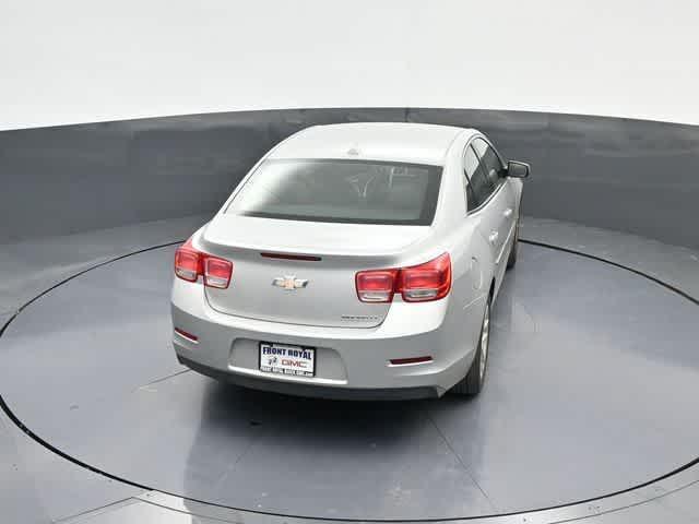 Photo of 2013 Silver Ice Metallic Chevrolet Malibu