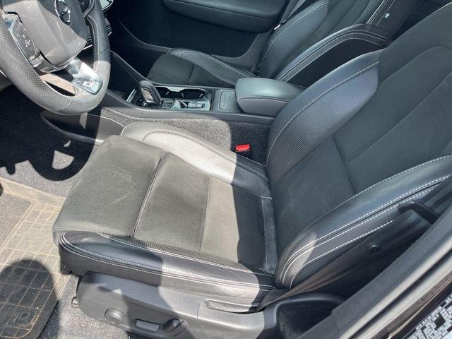 Photo of 2020 Onyx Black Volvo XC40