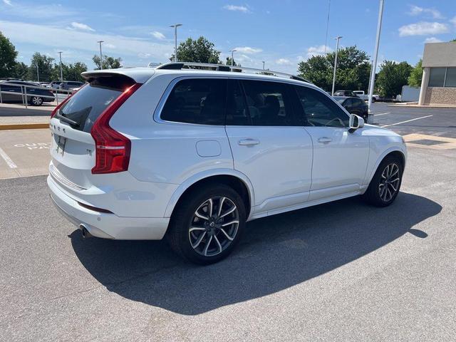 Photo of 2019 Crystal White Pearl Metallic Volvo XC90
