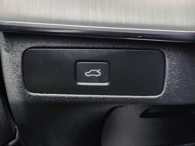 Photo of 2025 Denim Blue Metallic Volvo XC90
